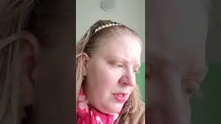 Из подъезда