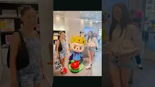 J&L Check Out the Labubu Store in Chicago 🐰 | Real Labubu or Fake Lafufu? 👀