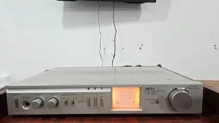 AKAI Vintage Stereo Amplifier AM-U11/For Sale/Infinity Audio/Contact 94433 70602 