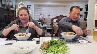 VLOG 755 ll chia sẽ Nồi Bún Riêu Thơm Ngon đậm chất quê hương vợ chồng chú 8 đã có chuyển bay về VN