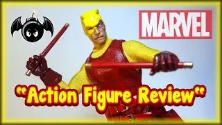 Mezco Toyz One:12 Collective Classic Daredevil figure review.(Previews Exclusive)(Yellow Daredevil)
