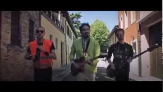 THE PANICLES - Correr&ograve; (Unofficial Clip)