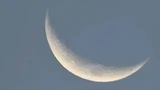 Luna creciente por la tarde con Panasonic Lumix FZ70 