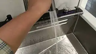 Modan and digital sink fitting @ water temperature show on led screen panel plumber technician 👨&zwj;🔧