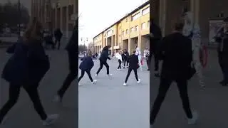 Neon Demo Dance