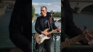 Awesome Singing Dog In Paris! Dogman! #funnydogs #dog #paris