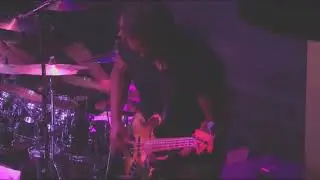 Linley Marthe's monster bass solo with the Dean Brown Band - Live in Europe 2016