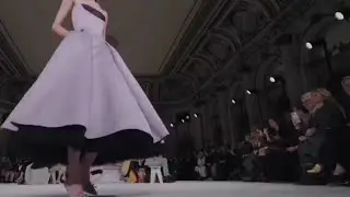 Lina Zhang for Carolina Herrera FW 2023 2024 february 13, 2023 in New York Fashion Week