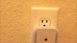 Soaiy 0.5W LED Night Light Lamp with Automatic Dusk to Dawn Sensor