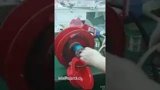 Spring driven cable reel: cable connection