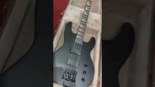 ￼Jackson JS Series Concert Bass JS2 Guitar, Amaranth FB, Satin Black