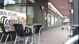 Green Screen Background a pizza place in the city/Chroma Key Backgrounds