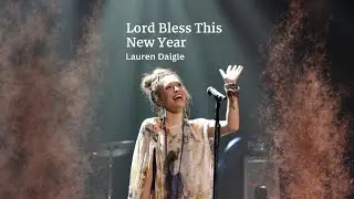 LAUREN DAIGLE 