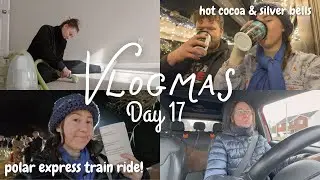 Polar Express Train Ride filled with hot cocoa & silver bells | Day 17