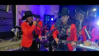 El MOYO 👑 Y SUS LATIDOS ❤  canción la piña madura🤠💯🥳
