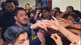 Salman Khan Celebrated Children&rsquo;s Day With Kids In Qatar During Dabangg Tour Reloaded Show🔥