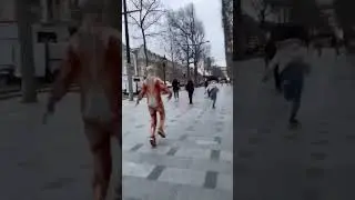 Attack on titan on the street 🤣