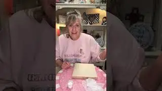 how to make a cute valentines  decor that doesn't look like valentines