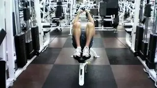 Flat Bench Crossover Flys With Cable