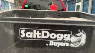 How Many Bags of Salt Will the SaltDogg TGS03 Tailgate spreader Holds?