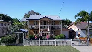 Colonial Queensland home just moments to the beach