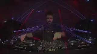 Dimi Ang&eacute;lis at E25 in Quarantine / Warehouse Elementenstraat Amsterdam