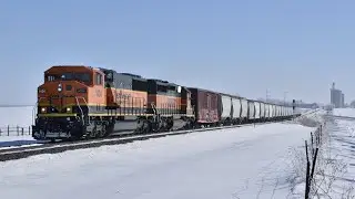 Chasing a Tricops SD60 and H1 SD40 on BNSF R-CHI476