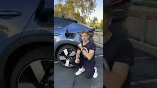 Volvo C40 Recharge 2023 года