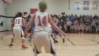 Vestaburg takes a 21-20 halftime lead over Carson City-Crystal on a Seth Stratton putback with 10 se