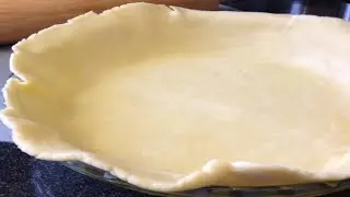 HOW TO MAKE EASY FLAKY PIE CRUST FROM SCRATCH