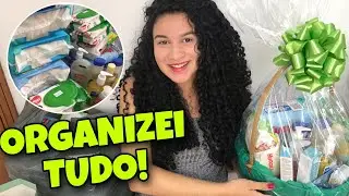 ABRINDO PRESENTES - O BABY GANHOU UMA CESTA RECHEADA DE PRODUTOS  😮