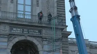 Louvre secures window used in October theft of 19th-century jewels | AFP