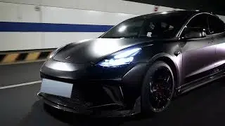 ROBOT CRAFTSMAN Tesla Model 3 
