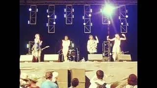 The Scarletz - Kebab Shop [LIVE! At the Isle of Wight Festival 2011]