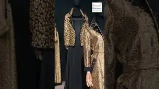 لمسة ذهبية، أناقة سوداء: اكتشفي سر الجاذبية الخالدة
