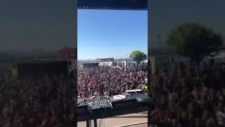 Ricardo Villalobos playing Grândola Vila Morena @NeoPop Music Festival