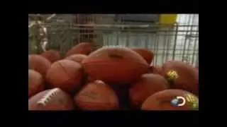 Como se hace un balón de Futbol Americano...