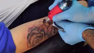 Tattooing Using Only One Needle.