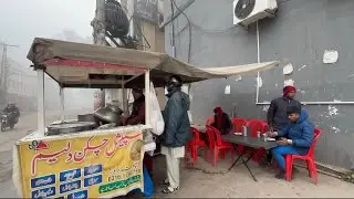 120/-Rs Chany Rise&Halim Rise😍 40 Year Ago Man Sallying The food In Town All customers very Happy 😊