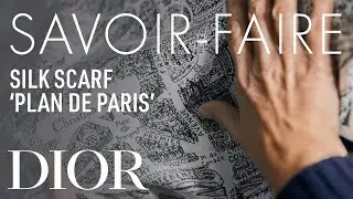 'Plan de Paris' Silk Scarf Mastery: Unveiling Timeless Elegance
