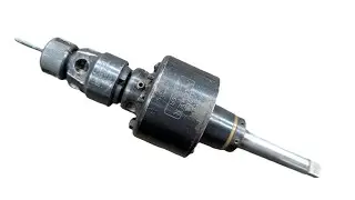 Automatic reversing tapping head.