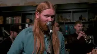 J&uacute;n&iacute;us Meyvant - Lay Your Head (Live on KEXP)