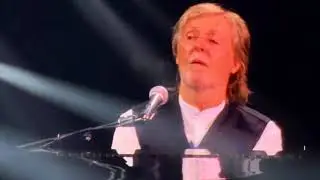 P. McCARTNEY : Golden Slumbers/Carry That Weight/The End (Got Back Tour - Chicago - 25 Nov 2025)