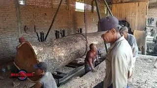 OLD MAN and OLD SCHOOL ASIAN SAWMILL