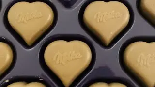 Pralin&eacute;s Hazelnut Cr&egrave;me | Milka #Shorts