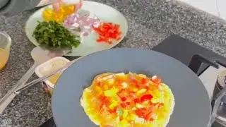 Veggie loaded Omelette 😋 