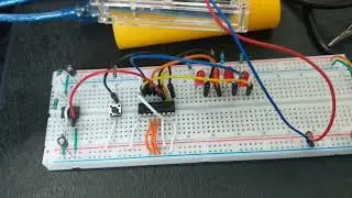 Circuit Demo of Lab 9: Demonstrating the 74194 Shift Register 