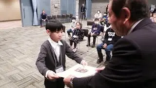 小学生の力作が集まった版画コンクール　上位入賞者を表彰