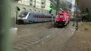 DBAG Metropolitan Zug passing Schwarzberg Ost Bahnhof