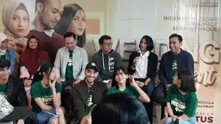 Ciyeee Bucek Depp main film bareng mantan